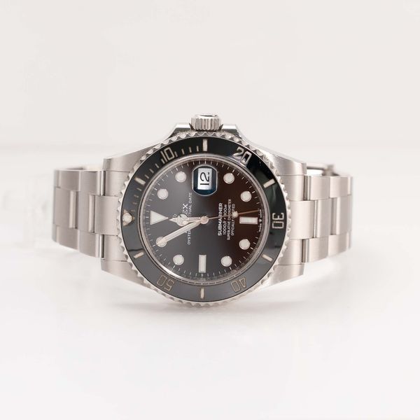 Rolex Submariner 126610 LN